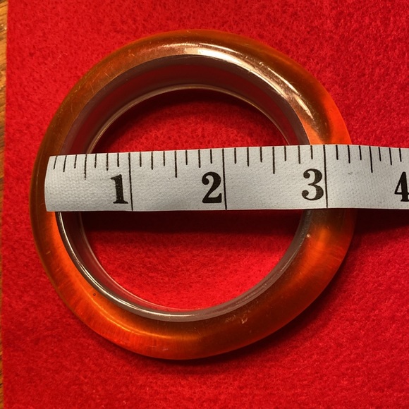 VINTAGE PLASTIC BANGLE BRACELETS - Picture 10 of 16